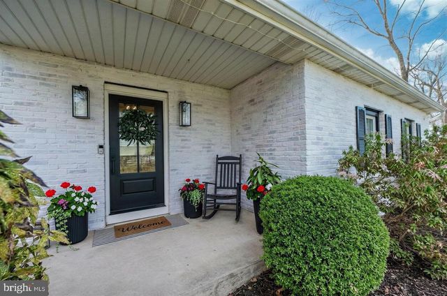 1113 E PROSPECT AVE, North Wales, PA 19454