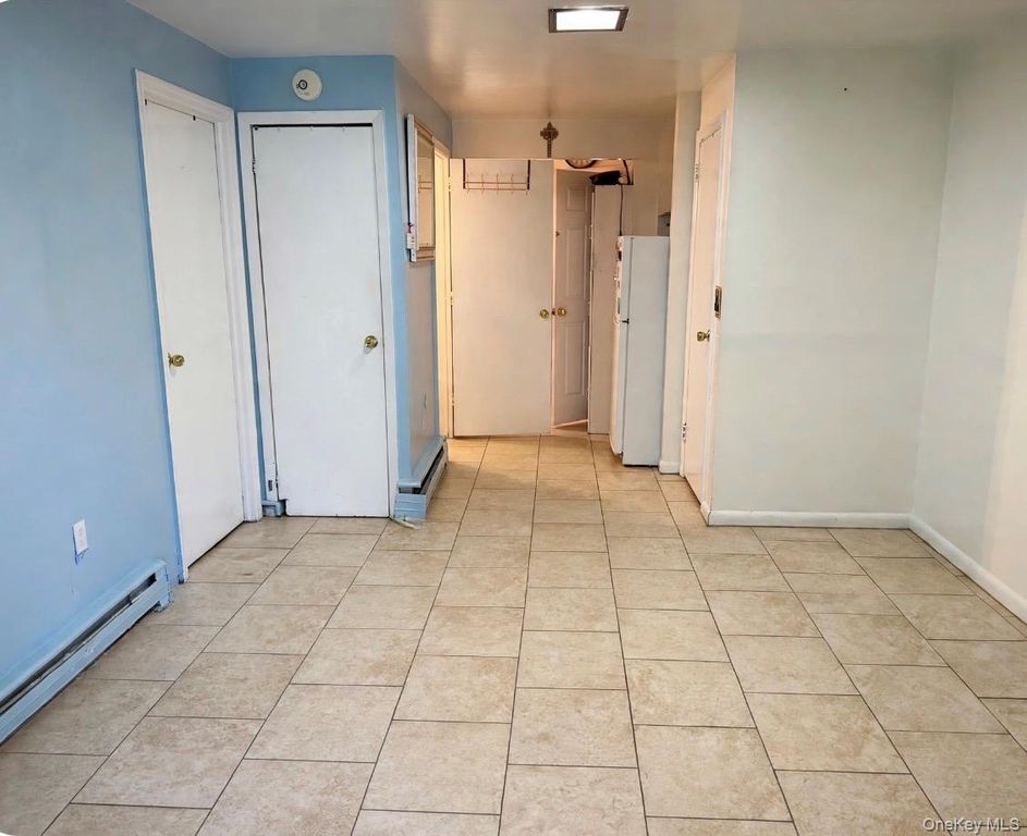 83-53 264th Street, Glen Oaks, NY 11004 — photo 3