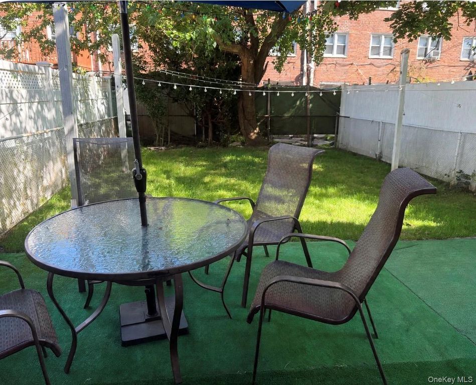 83-53 264th Street, Glen Oaks, NY 11004 — photo 5