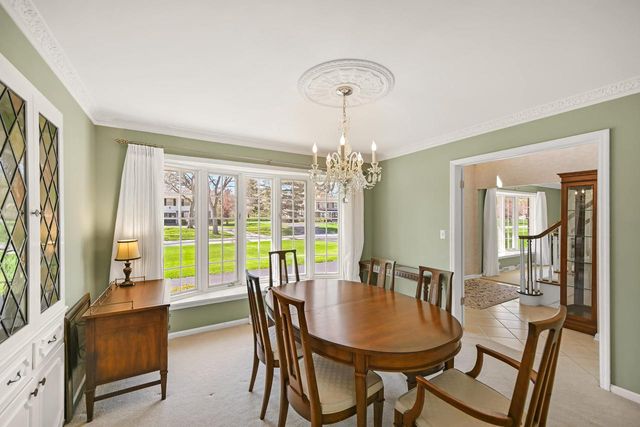 18510 Surrey LANE, Brookfield, WI 53045