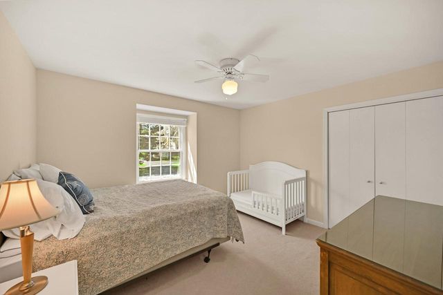18510 Surrey LANE, Brookfield, WI 53045