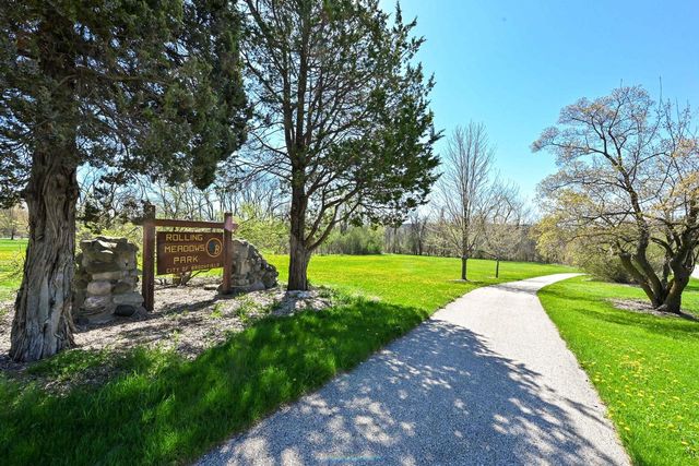 18510 Surrey LANE, Brookfield, WI 53045