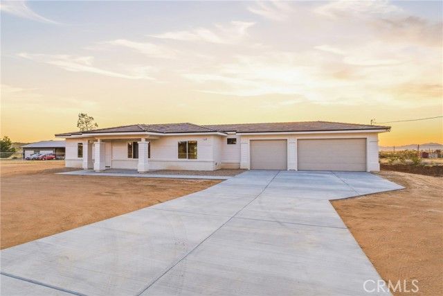 15168 Barbara, Apple Valley, CA 92307