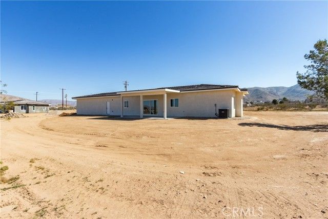 15168 Barbara, Apple Valley, CA 92307