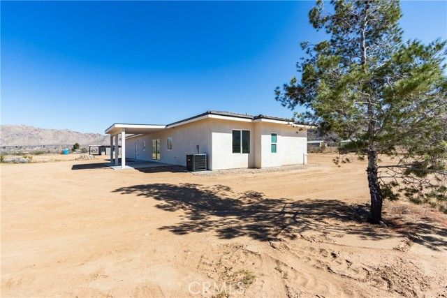 15168 Barbara, Apple Valley, CA 92307