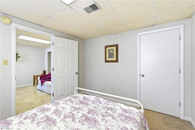 1533 Trinity Garden Circle, Clemmons, NC 27012
