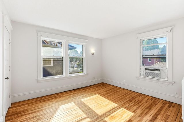852 Ashland Avenue, Saint Paul, MN 55104