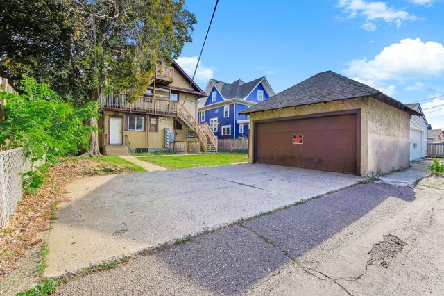 852 Ashland Avenue, Saint Paul, MN 55104
