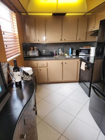 113 Mansfield C, Boca Raton, FL 33434