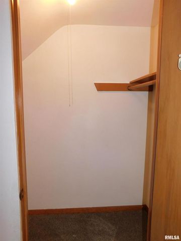 411 34th Avenue, East Moline, IL 61244