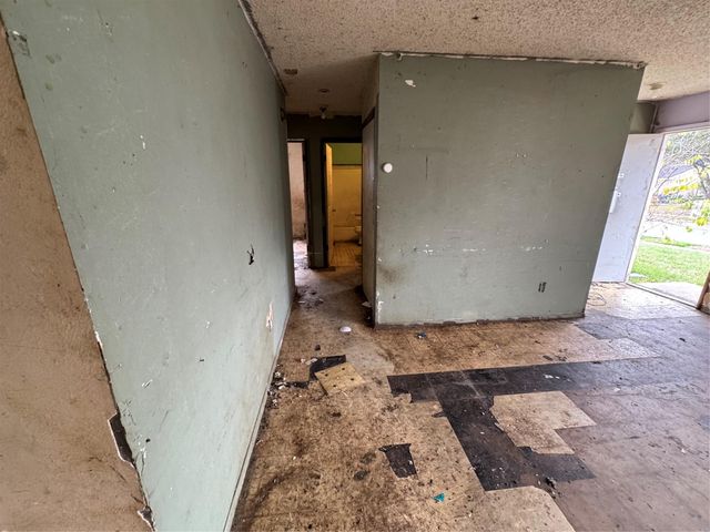 6127 Wagon Bend TRL, Austin, TX 78744