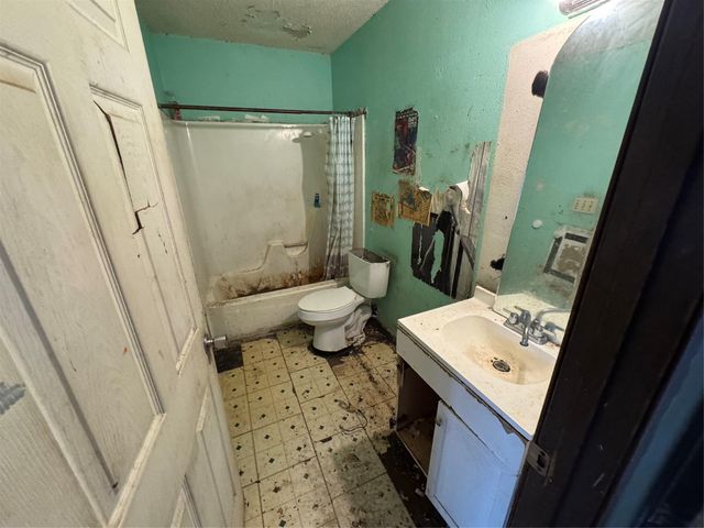 6127 Wagon Bend TRL, Austin, TX 78744