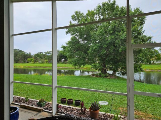 552 SW Calamondin Way Way SW, Vero Beach, FL 32968