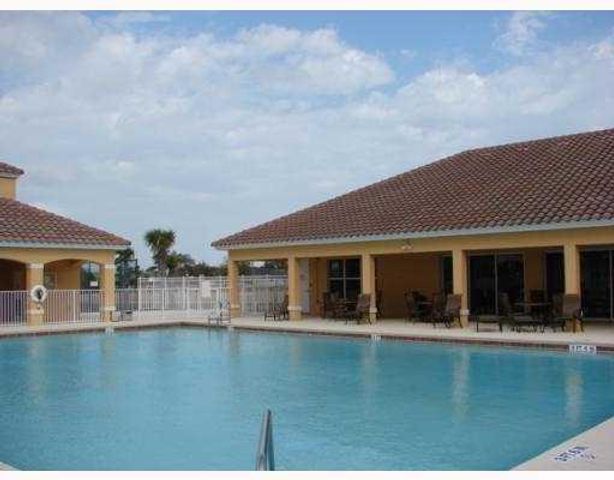 552 SW Calamondin Way Way SW, Vero Beach, FL 32968