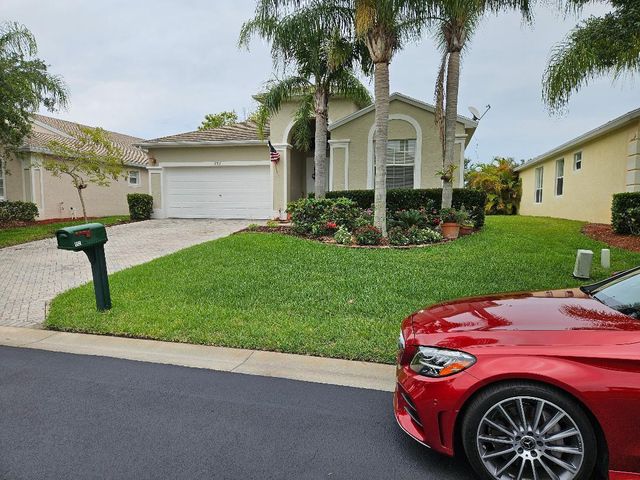 552 SW Calamondin Way Way SW, Vero Beach, FL 32968