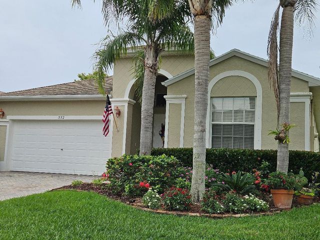 552 SW Calamondin Way Way SW, Vero Beach, FL 32968