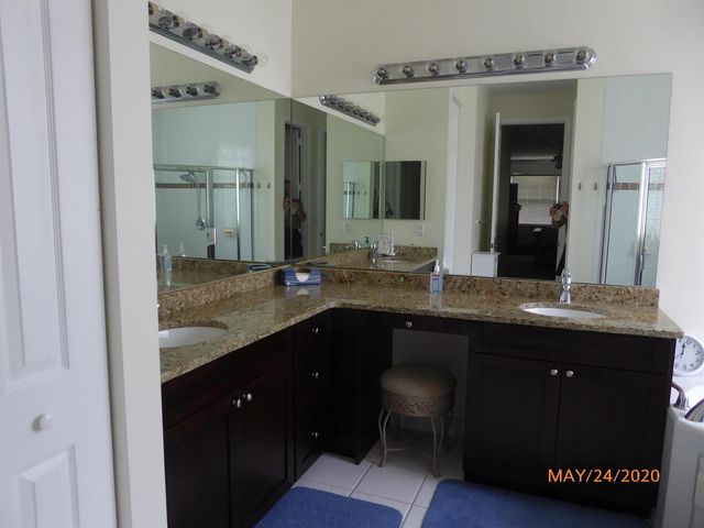 552 SW Calamondin Way Way SW, Vero Beach, FL 32968