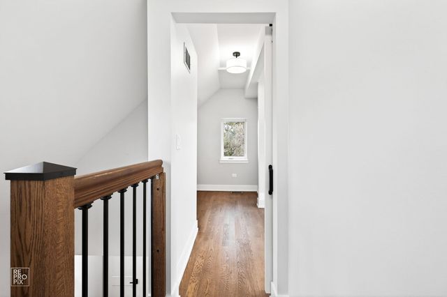 3341 W Iowa Street, Chicago, IL 60651