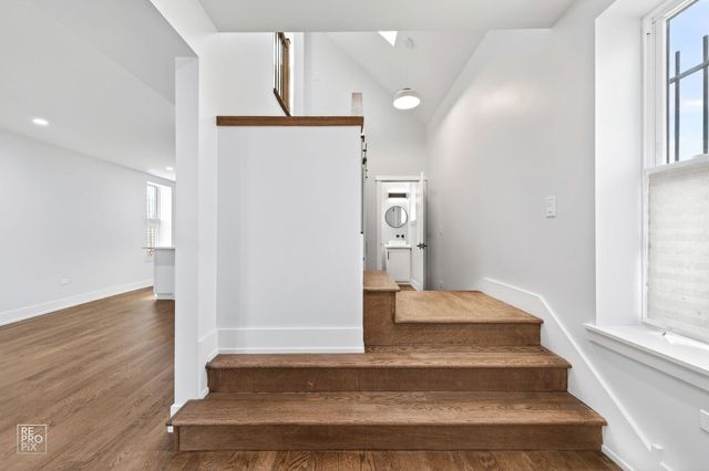 3341 W Iowa Street, Chicago, IL 60651