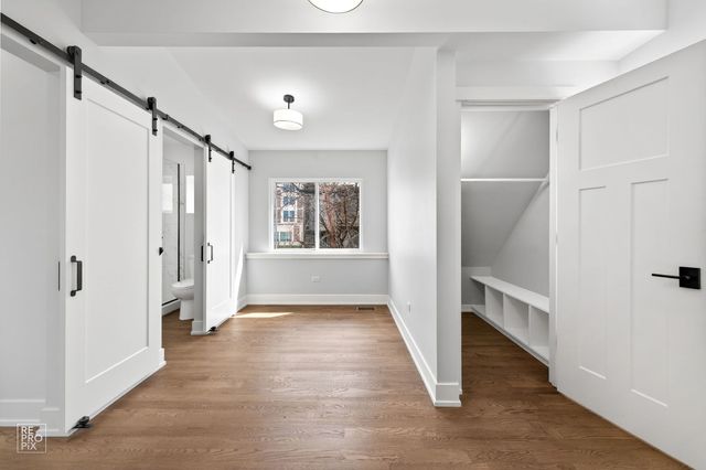 3341 W Iowa Street, Chicago, IL 60651