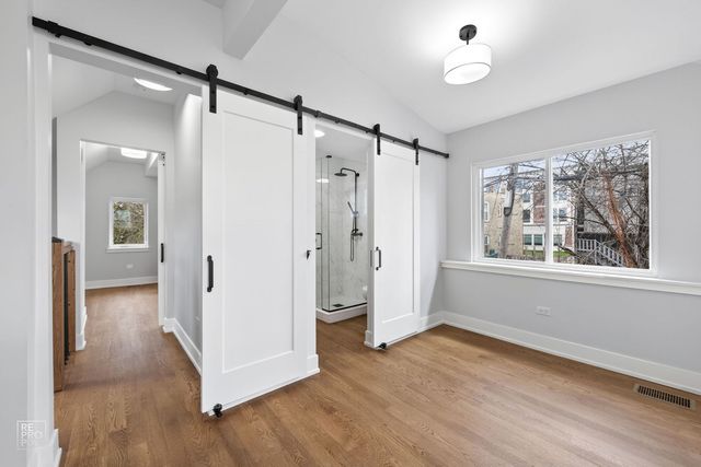 3341 W Iowa Street, Chicago, IL 60651