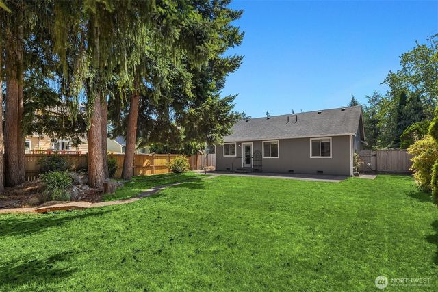 23032 SE 282nd Court, Maple Valley, WA 98038