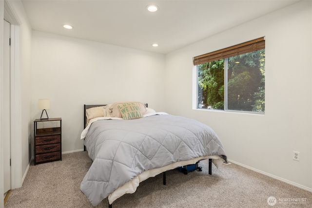23032 SE 282nd Court, Maple Valley, WA 98038