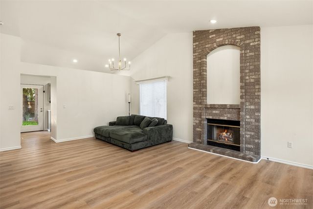 23032 SE 282nd Court, Maple Valley, WA 98038