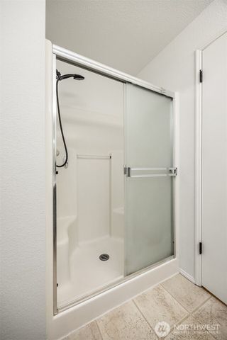23032 SE 282nd Court, Maple Valley, WA 98038