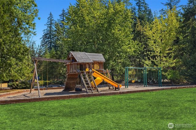 23032 SE 282nd Court, Maple Valley, WA 98038