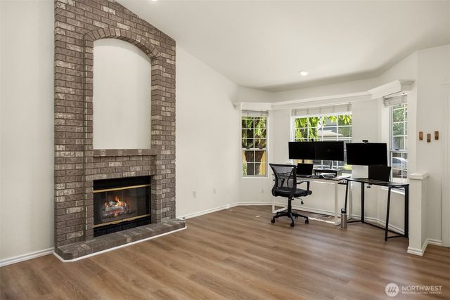 23032 SE 282nd Court, Maple Valley, WA 98038
