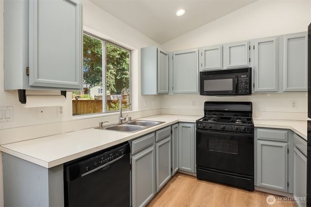 23032 SE 282nd Court, Maple Valley, WA 98038
