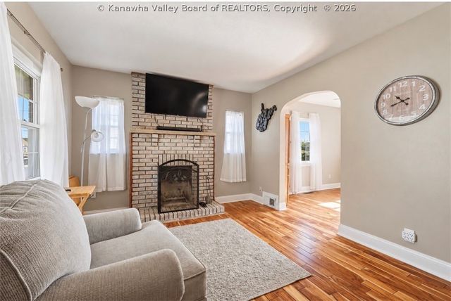 710 Kanawha Avenue, Nitro, WV 25143