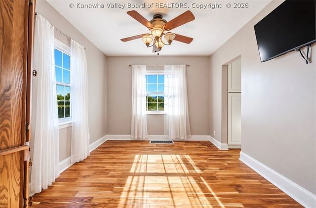 710 Kanawha Avenue, Nitro, WV 25143