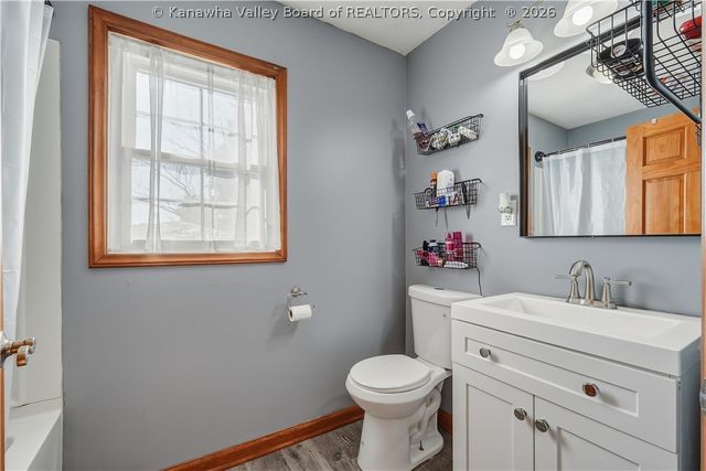 710 Kanawha Avenue, Nitro, WV 25143
