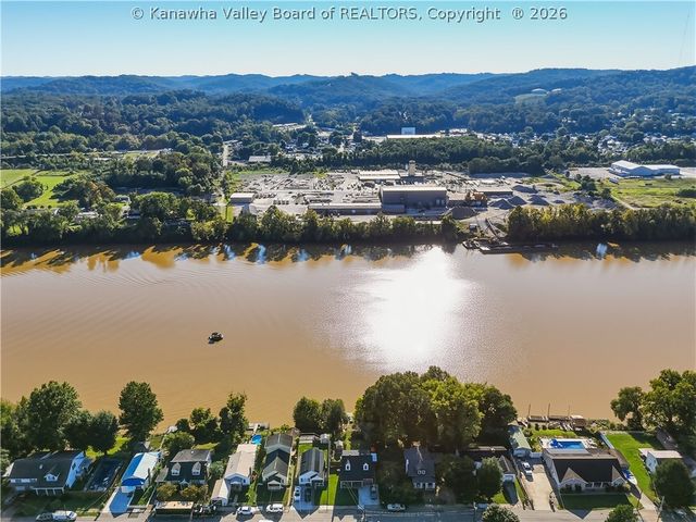 710 Kanawha Avenue, Nitro, WV 25143