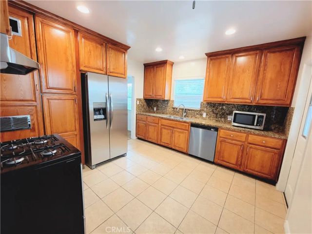 4245 Laurel Canyon, Studio City, CA 91604