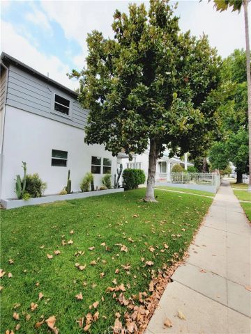 4245 Laurel Canyon, Studio City, CA 91604