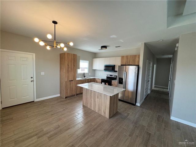 311 W Campeche Avenue, Mission, TX 78573