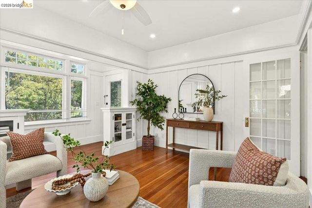 1822 Hearst Ave B, Berkeley, CA 94703