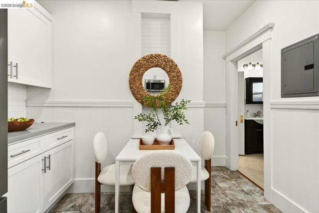 1822 Hearst Ave B, Berkeley, CA 94703