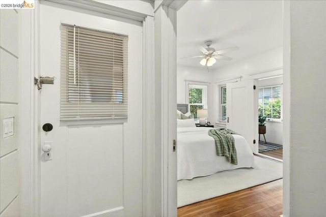 1822 Hearst Ave B, Berkeley, CA 94703