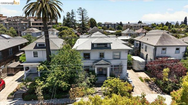 1822 Hearst Ave B, Berkeley, CA 94703