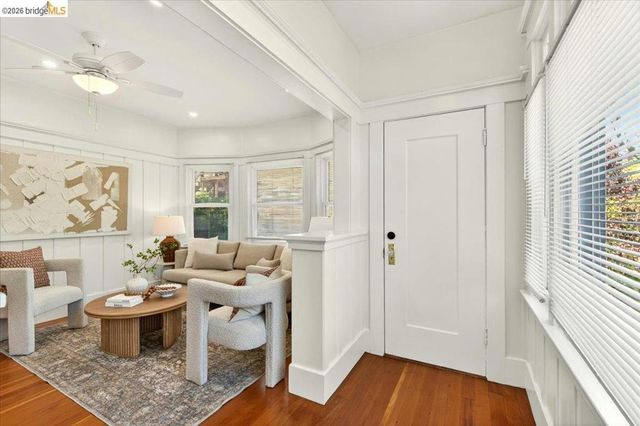 1822 Hearst Ave B, Berkeley, CA 94703