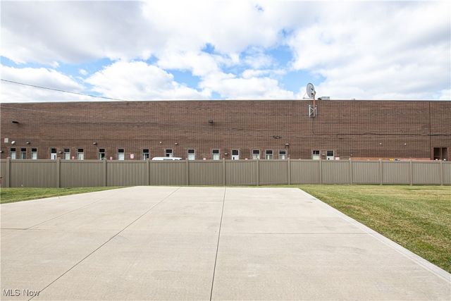 3562 Gerome Court, Cleveland, OH 44105