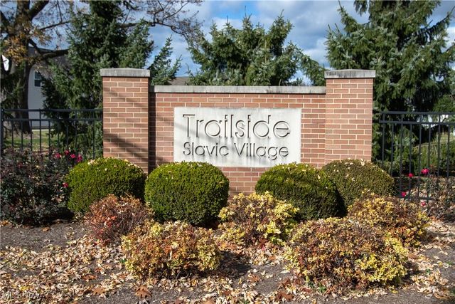 3562 Gerome Court, Cleveland, OH 44105