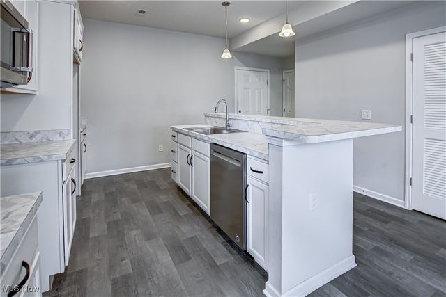 3562 Gerome Court, Cleveland, OH 44105