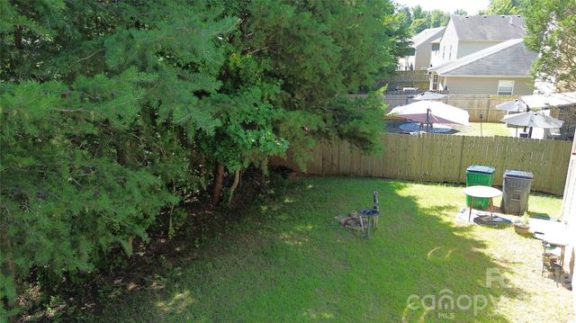 7736 Ponderosa Lane, Charlotte, NC 28215
