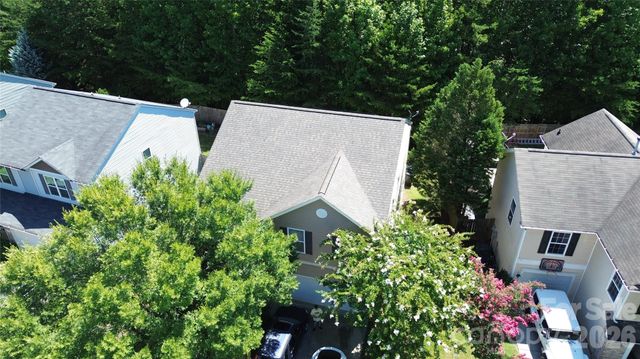 7736 Ponderosa Lane, Charlotte, NC 28215