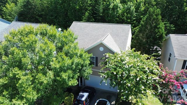 7736 Ponderosa Lane, Charlotte, NC 28215